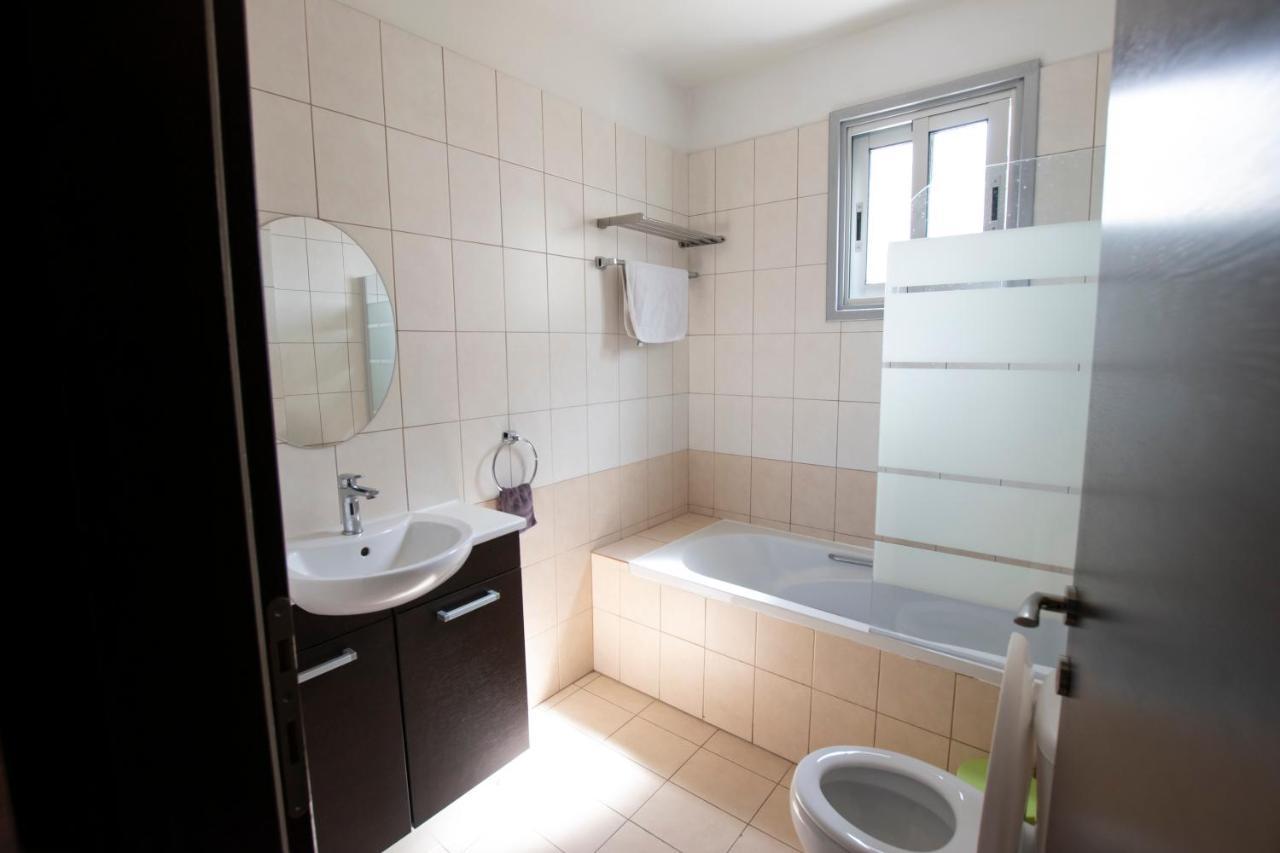 Glabur Stays - The Executive 2 Bdr - Nicosia City, Free Parking & Wifi, Welcomes You!!! Extérieur photo